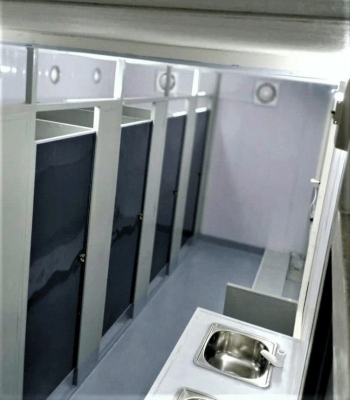 Cabin Toilet 00016